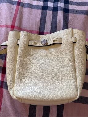 Tory Burch Pale Yellow Pebbled Leather Shoulder Bag